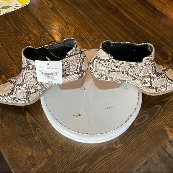 NWT A.N.A. Snakeskin Ankle Boots - Picture 2 of 11